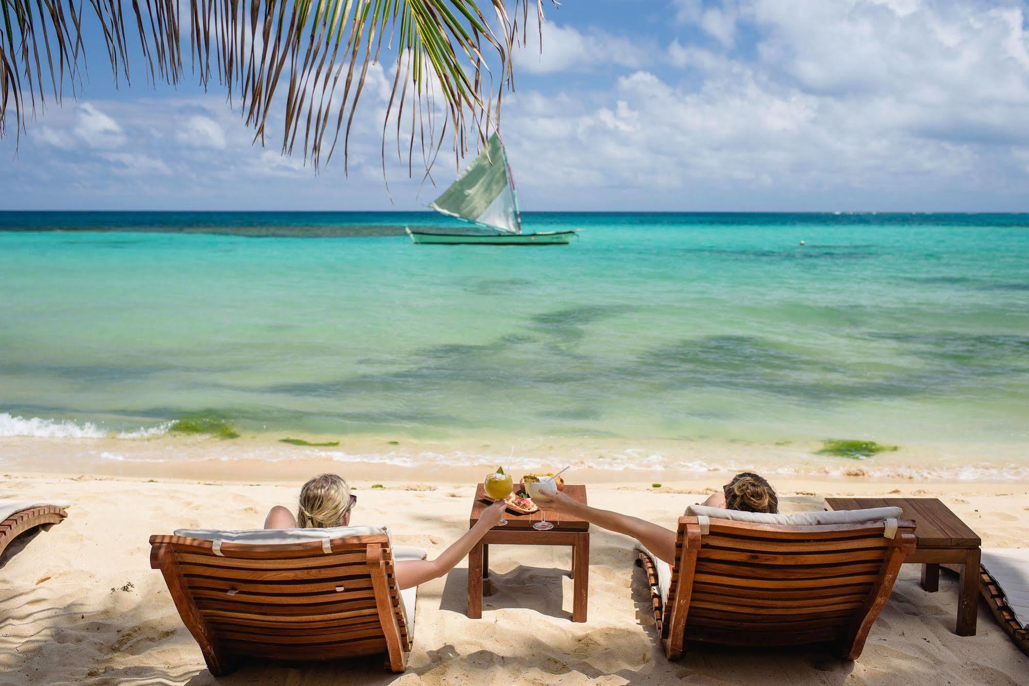 Yemaya Reefs, A Small Luxury Hotel Little Corn Island Exterior foto